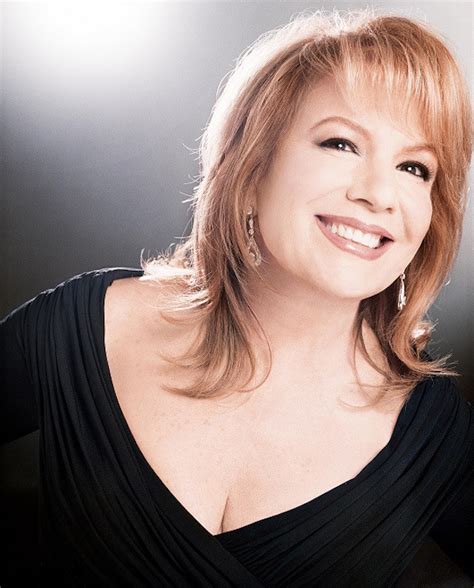 vikki carr|vikki carr real name.